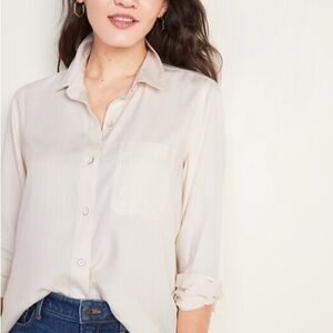 NWT Women’s Old Navy Beige Button-Up Shirt